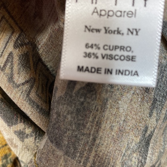 Anpy Top Button Down Shirt Patterned Multi-Tone Brown & Tan Size: Large - Picture 4 of 4